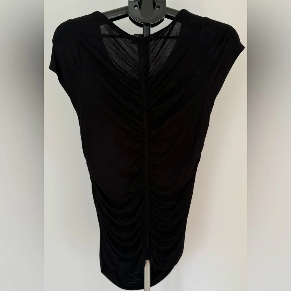 Design History Black Cap Sleeve Ruched T-Shirt | Size Medium | Flattering Fit - Picture 2 of 3